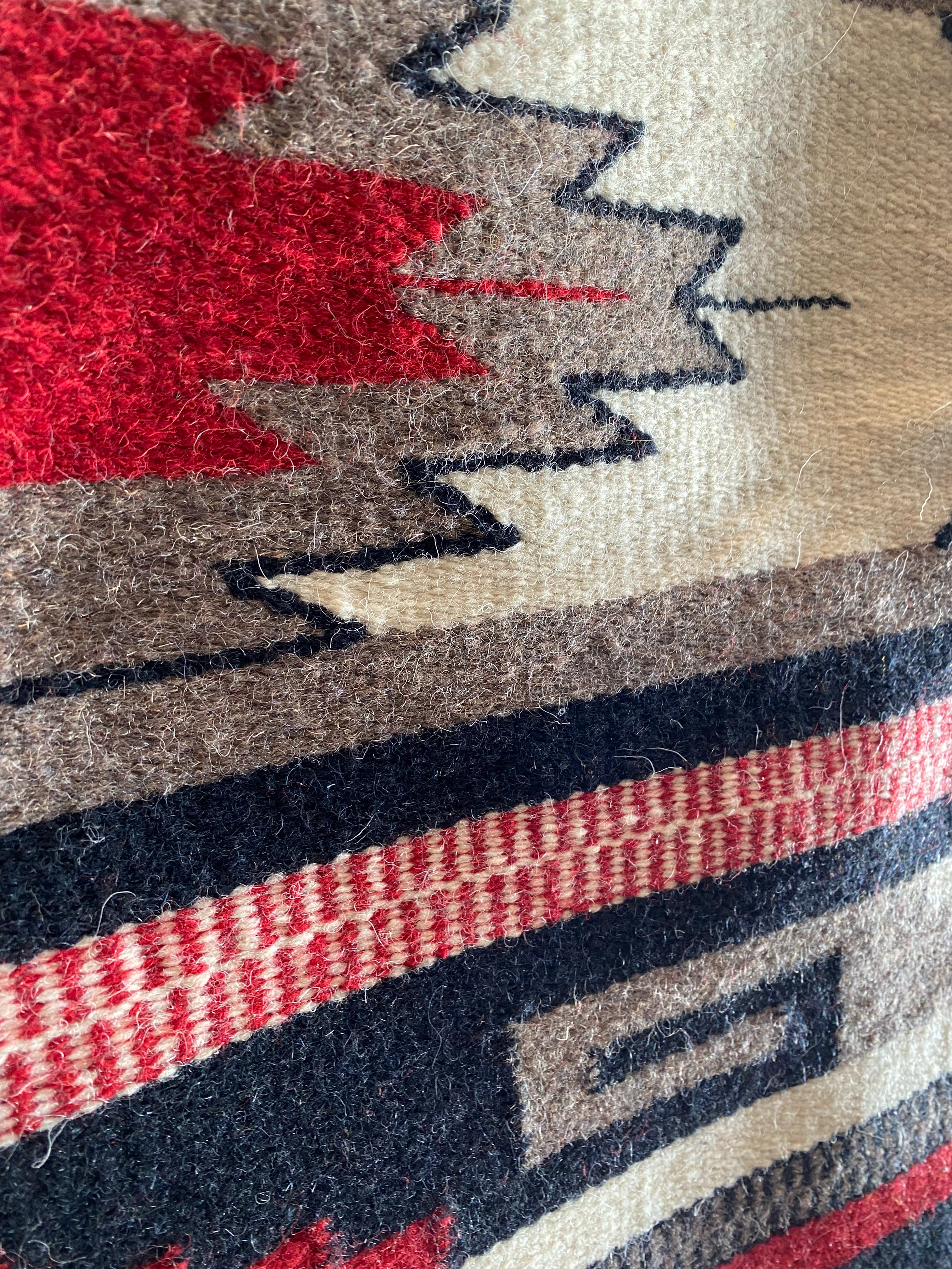 Woolen Southwestern Rug (2)