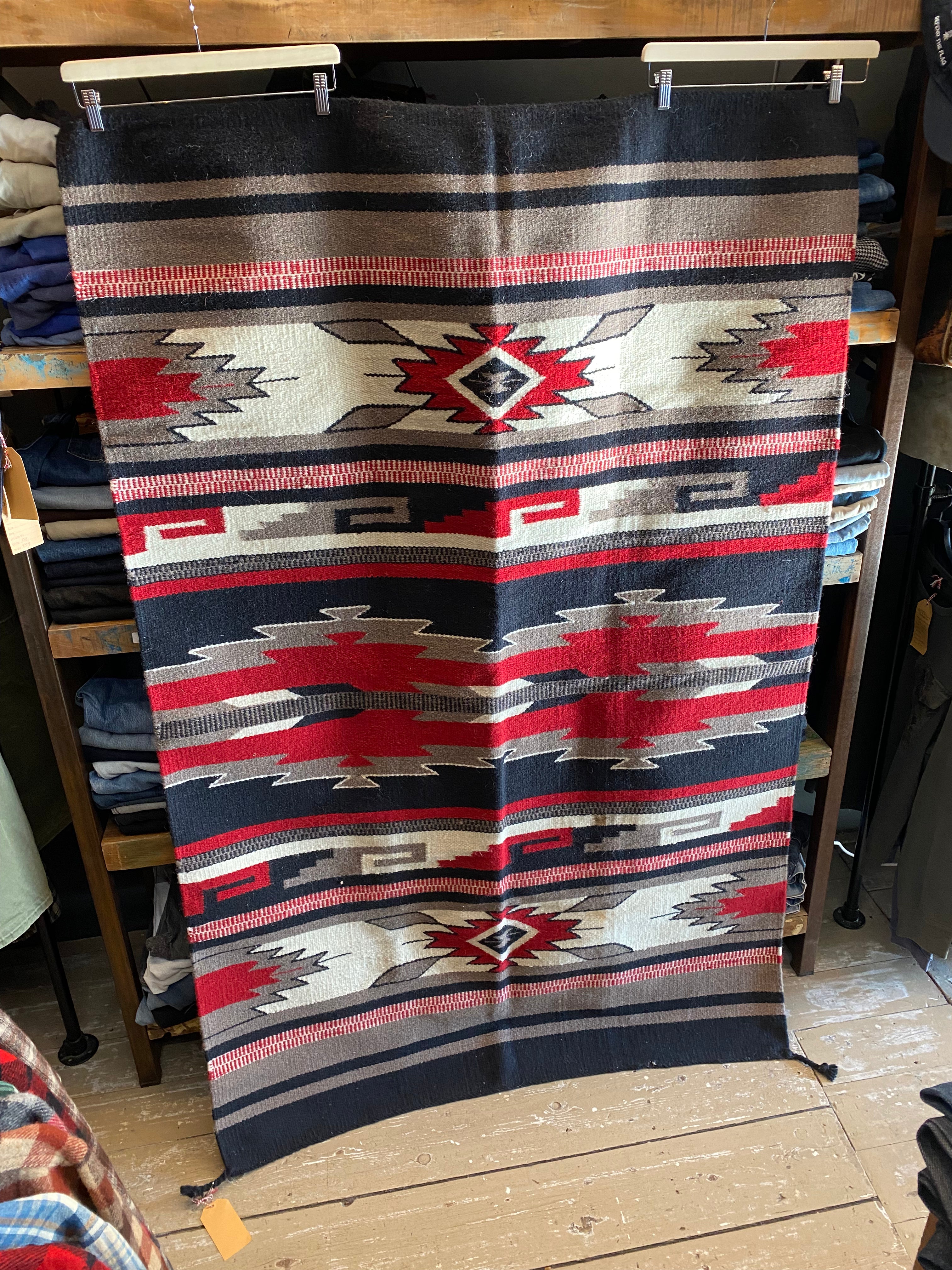 Woolen Southwestern Rug (2)