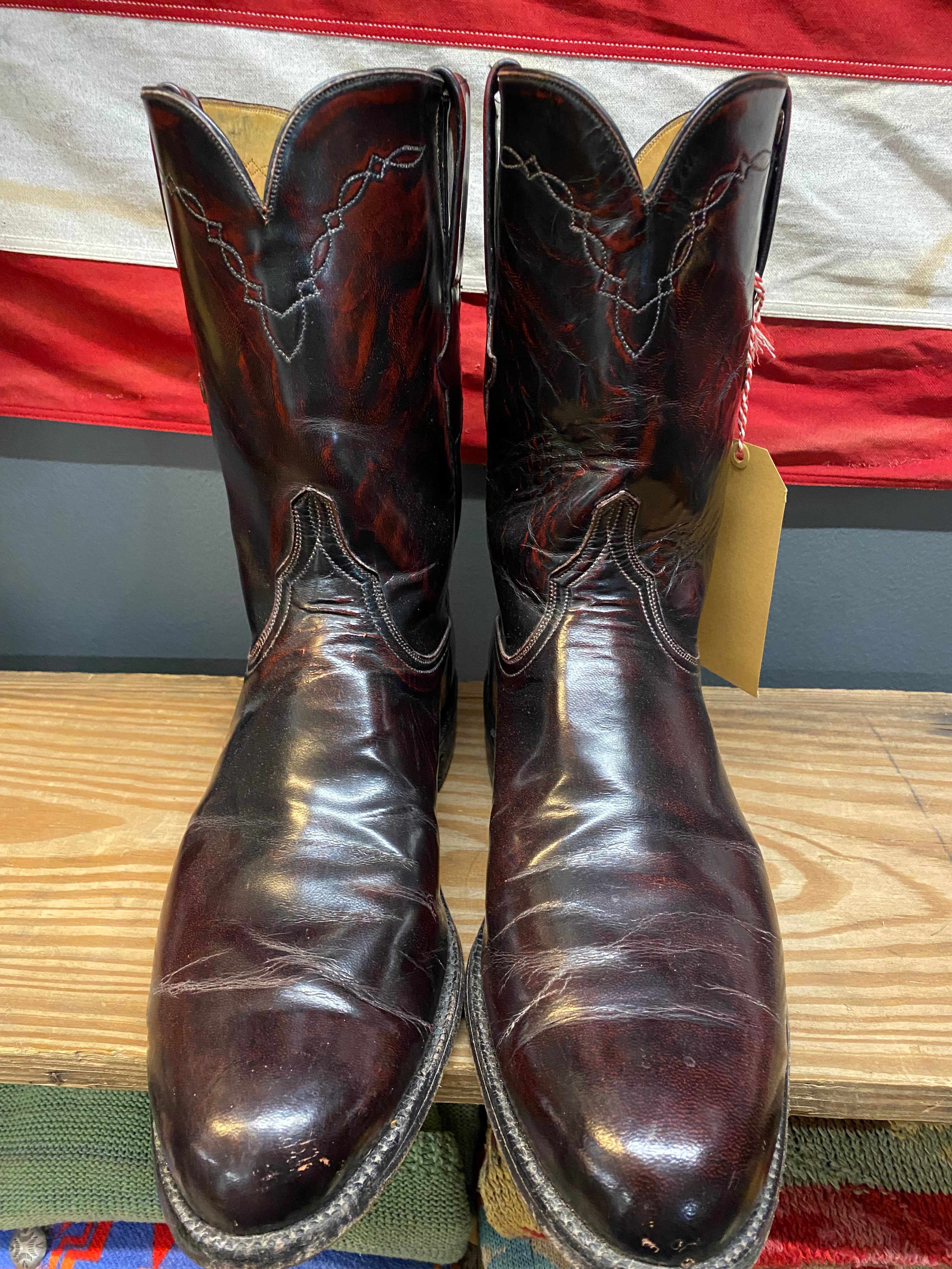 Lucchese Classics Handmade Bordeaux Round Toe Boots With Bootsocks