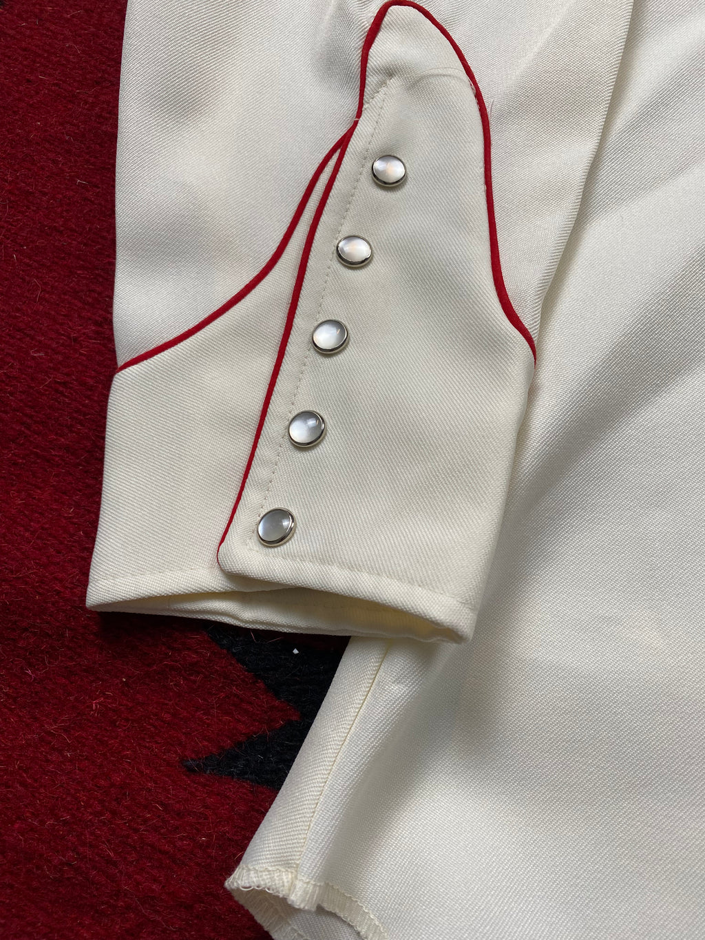 H Bar C California Ranchwear 1970's White and Red Roses Western Shirt