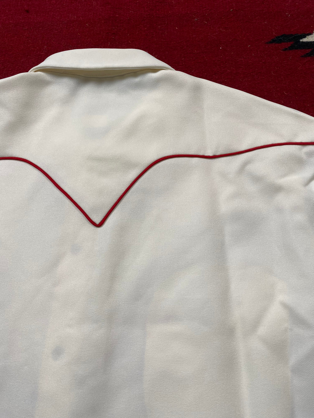 H Bar C California Ranchwear 1970's White and Red Roses Western Shirt