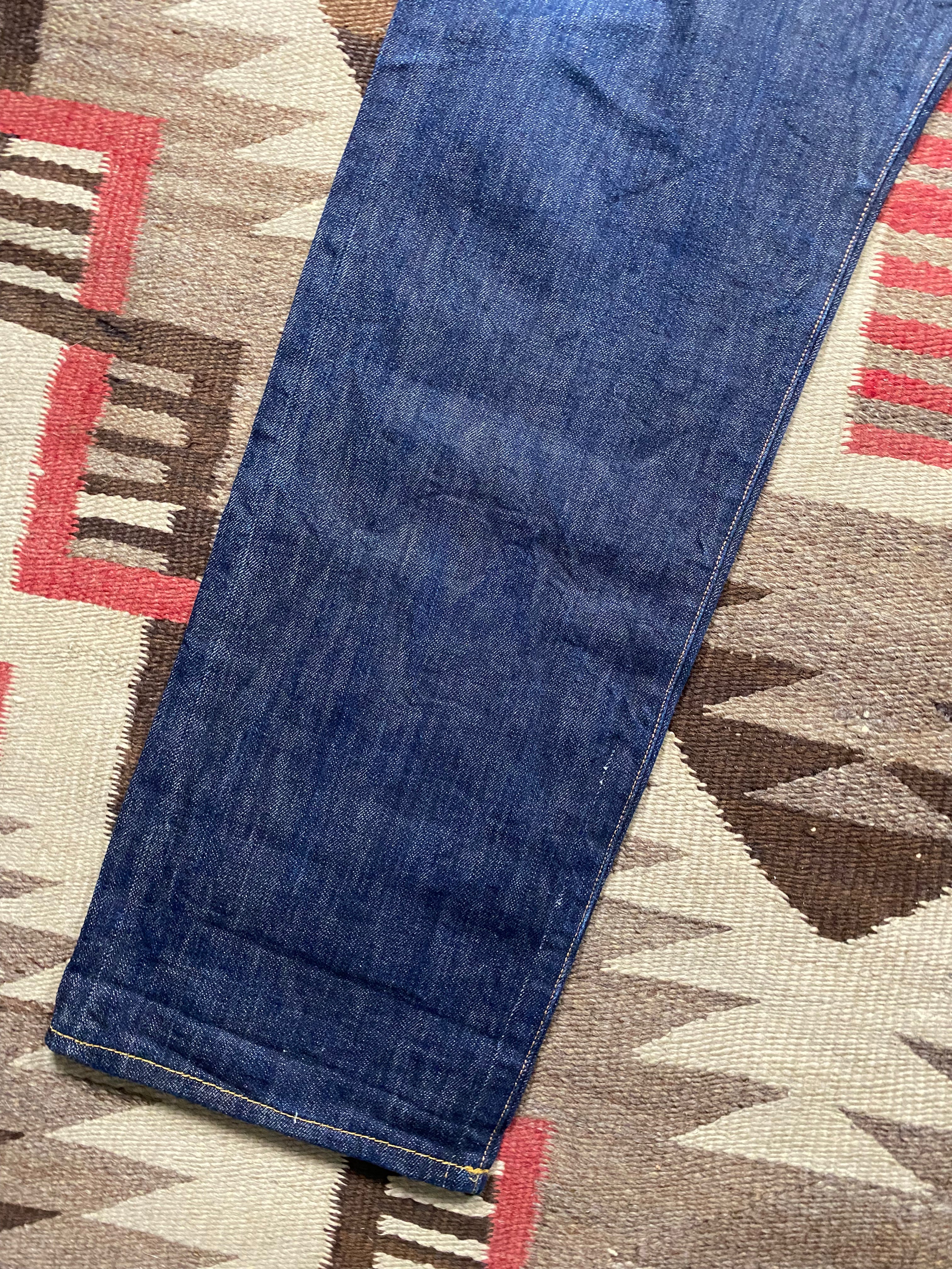 Levi's Vintage Clothing 1915 Selvedge 501XX Jeans (2)