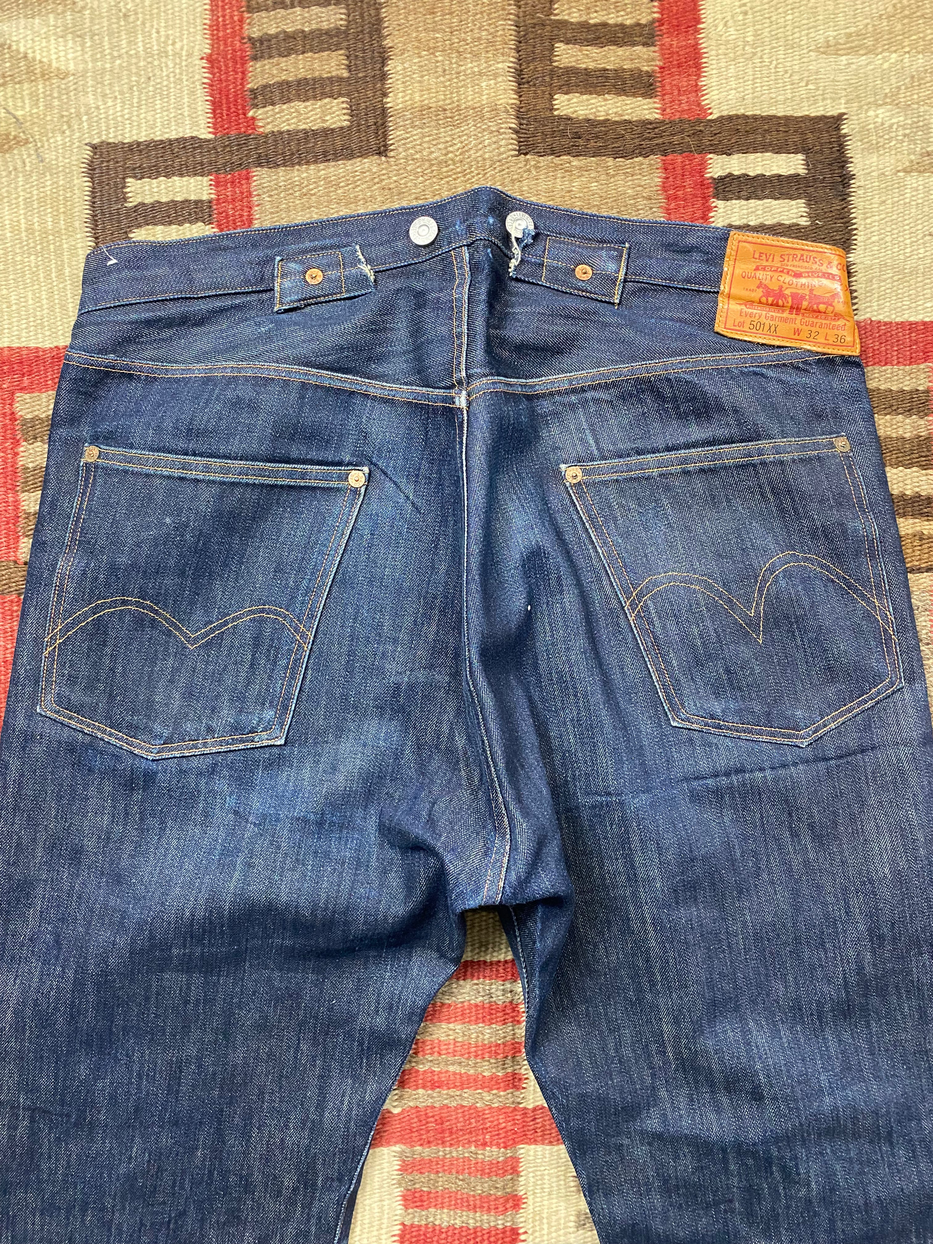 Levi's Vintage Clothing 1915 Selvedge 501XX Jeans (2)