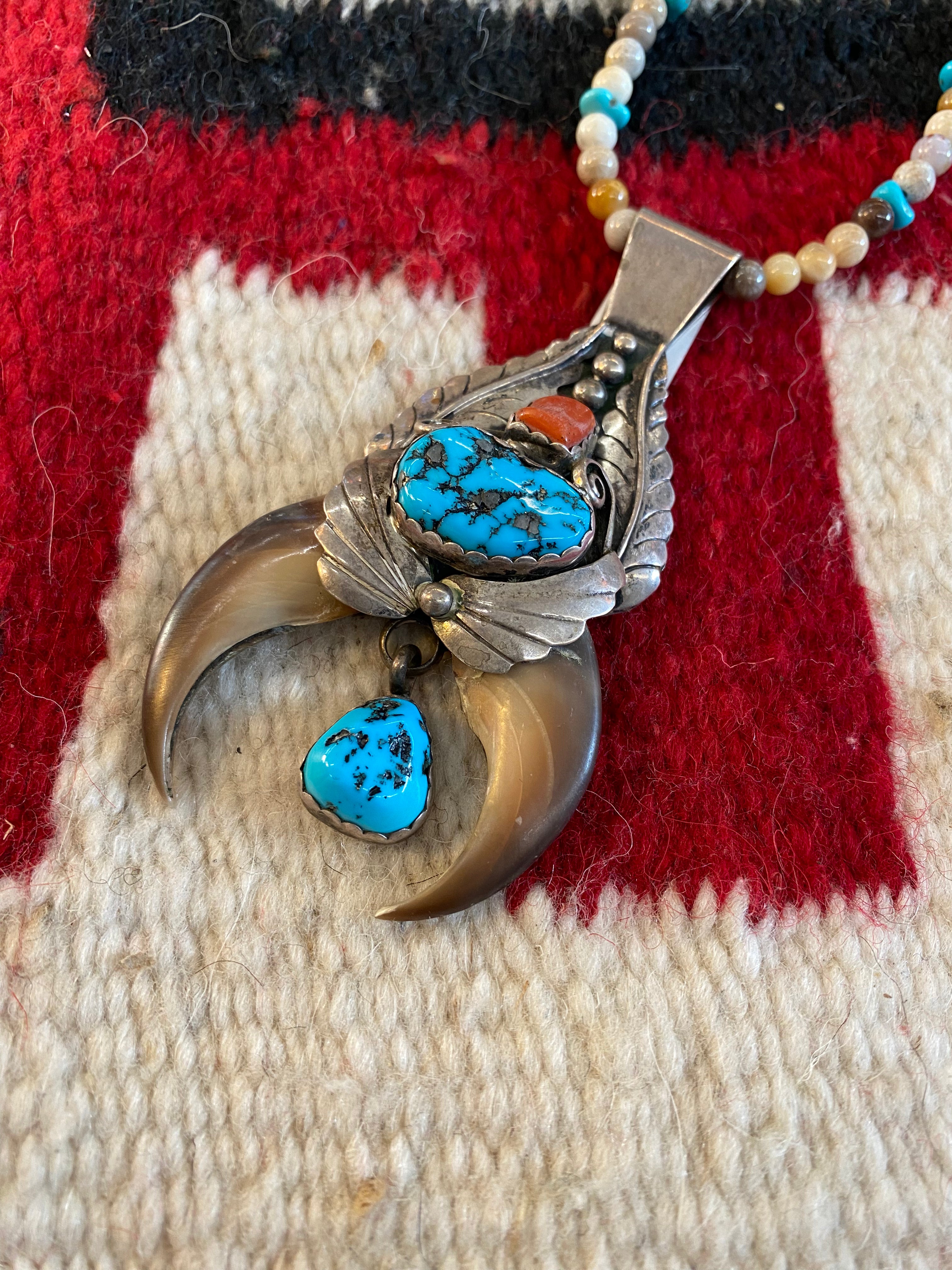 J. Arviso Navajo Sterling Silver Bear Claw Naya Hanger With Beaded Necklace