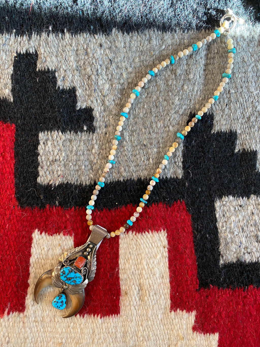 J. Arviso Navajo Sterling Silver Bear Claw Naya Hanger With Beaded Necklace