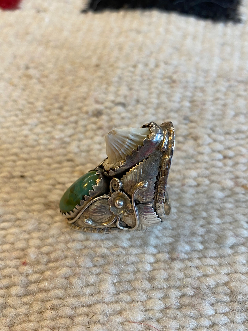 Sterling Silver Navajo Ring With Turquoise Stone & Shark Tooth